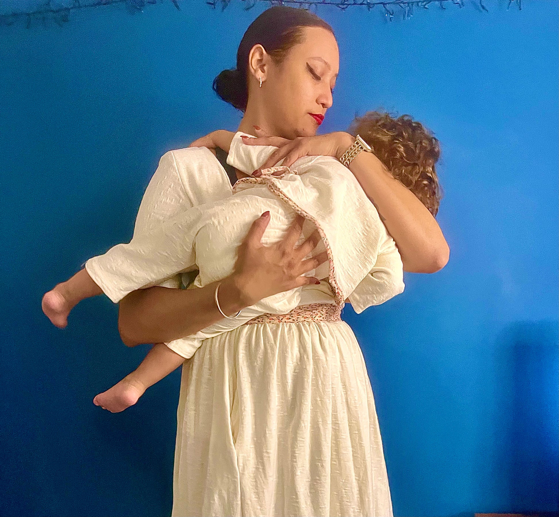 Duo Maman & Bébé – Robe Cache-Cœur & Ensemble bébé